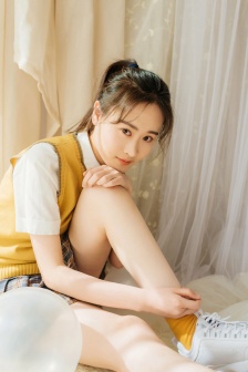 胸大女大学生